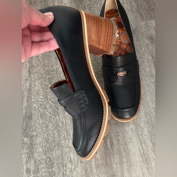 NWT KORKS Modeste Heeled Penny Loafers Old Money Preppy 9.5 - Picture 4 of 12